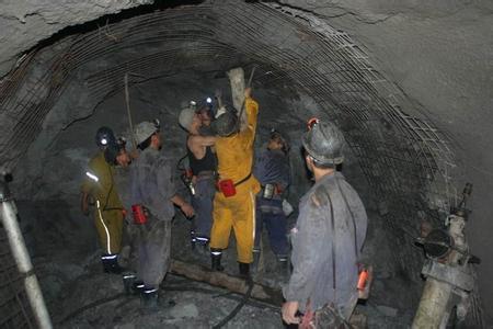 海西工程爆破中的危险因素分析以及应对工程爆破危险的措施