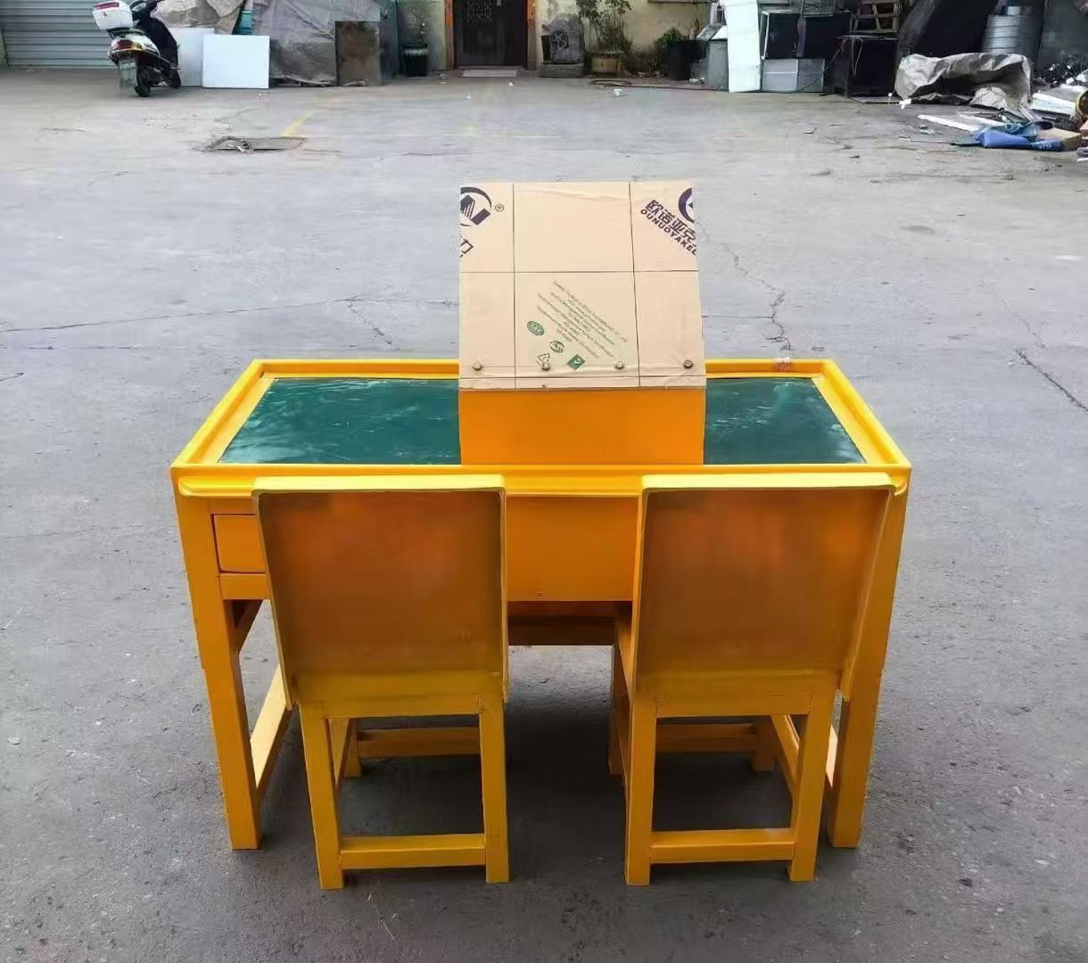 海西防静电导通桌井下煤矿火工品发放桌：危险品流转的安全守护者